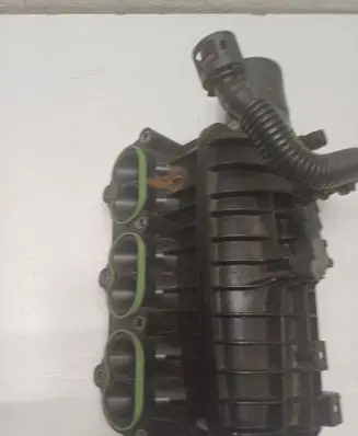 Ford Focus Intake manifold 1047092S01