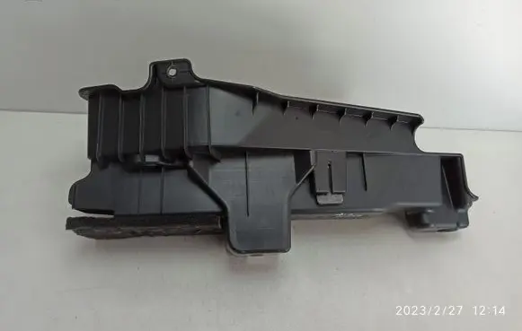Audi Q3 8U Tool box 8U0011215