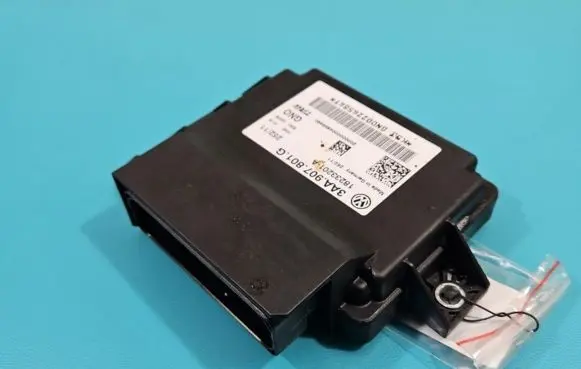 Volkswagen PASSAT B7 Central body control module 3AA907801G IMPRK1392465