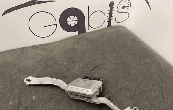 Toyota RAV 4 (XA50) Fuel injection pump control unit/module 8957148010