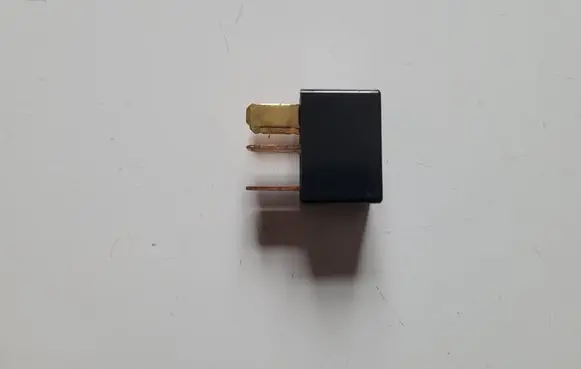 Mazda CX-5 Horn buzzer relay PE0167730