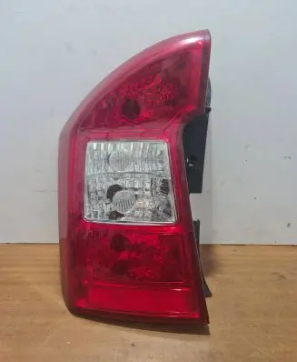 KIA Carens II Rear/tail lights 082231927L