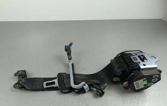 Volvo XC90 Third row seat belt 630015800 H11221 008U039V
