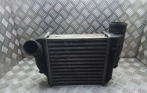 Audi A6 S6 C6 4F Intercooler radiator 4F0145805E