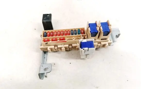 Nissan Micra Fuse box set