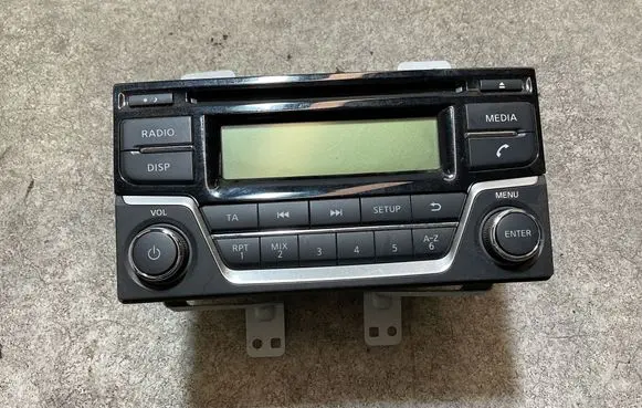 Nissan Leaf II (ZE1) Radio/CD/DVD/GPS head unit 281855SH0A LF18C612ALB G13N2DN