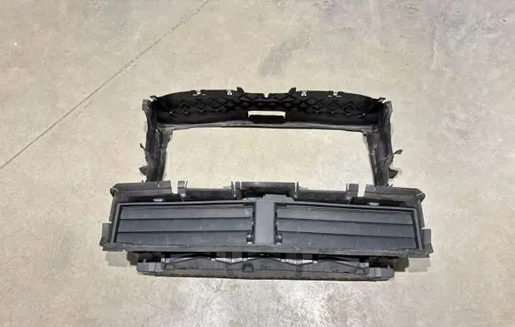 BMW X2 U10 Intercooler air guide/duct channel 5A5EC6506