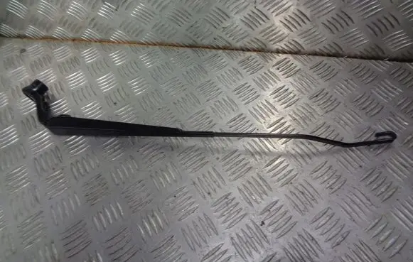Dodge Caliber Front wiper blade arm
