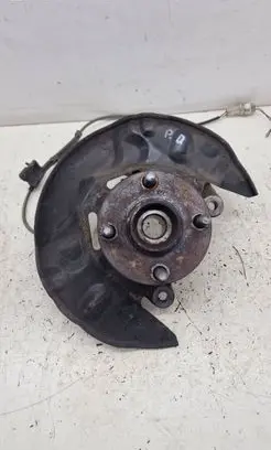 Toyota Corolla E120 E130 Front wheel hub