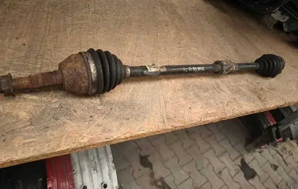 Opel Astra J Front driveshaft 13321164 10225580