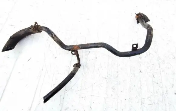 Subaru Impreza I Engine coolant pipe/hose