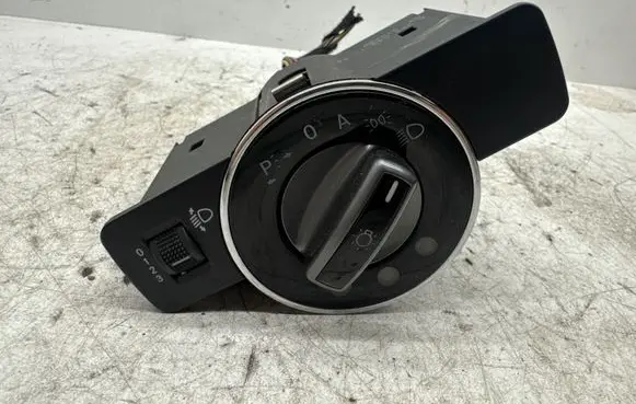 Mercedes-Benz C W204 Light switch A2045451804
