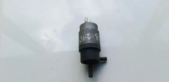 Mercedes-Benz E W210 Windscreen/windshield washer pump