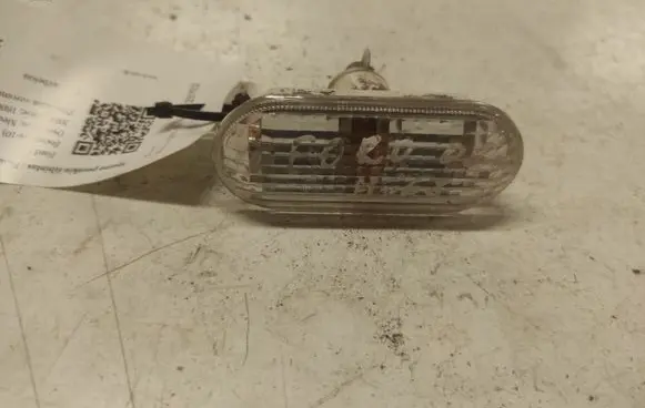 Ford Focus Front fender indicator light 4M5A13K309AA