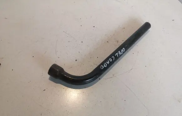 Opel Combo C Wheel nut wrench 