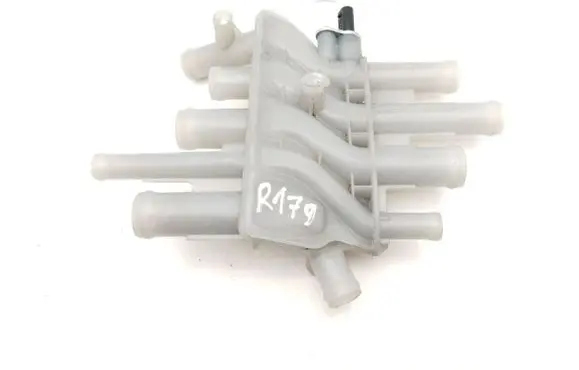 Porsche Taycan 9J1 Engine coolant pipe/hose 9J1121187