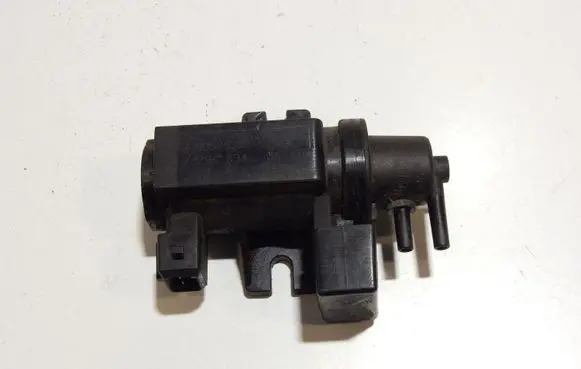 BMW 5 E60 E61 Turbo solenoid valve 7796634 56176