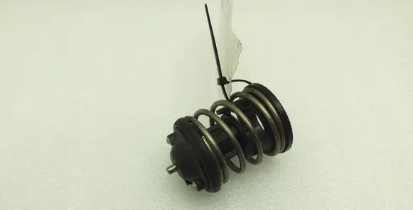 BMW 5 F10 F11 Thermostat 11518512234 8512234