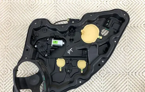Jeep Cherokee Rear door window regulator with motor 931403103