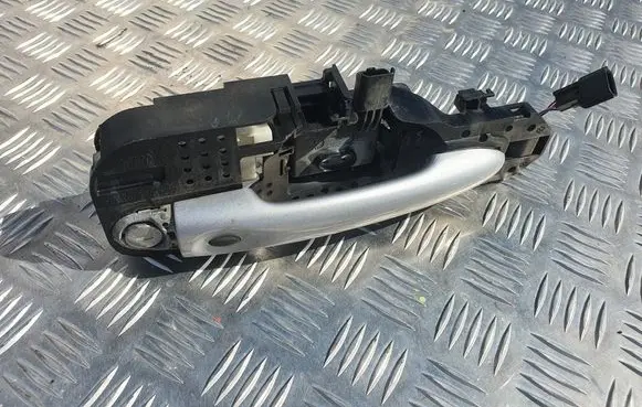 Renault Megane III Front door exterior handle 806070033R