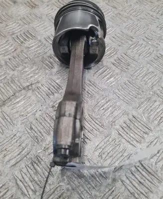 Audi A4 S4 B8 8K Piston 