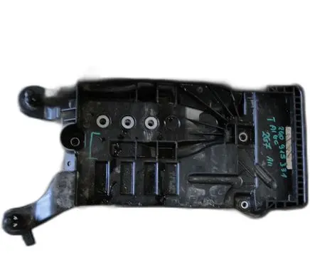 Volkswagen Taigo Battery box tray 