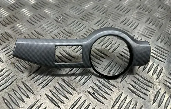 Skoda Octavia Mk2 (1Z) Dashboard glove box trim 1Z1858417