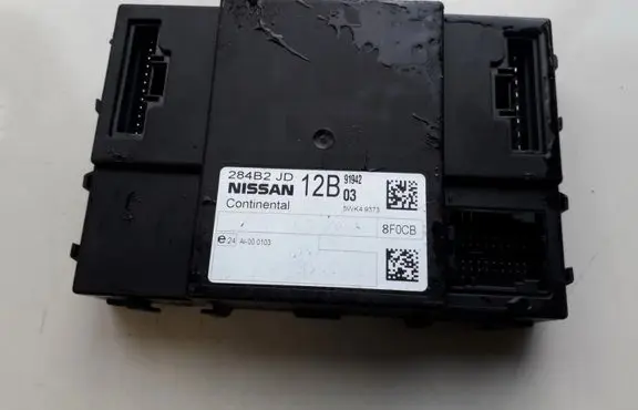 Nissan Qashqai Comfort/convenience module 284b2jd12b 5wk49373