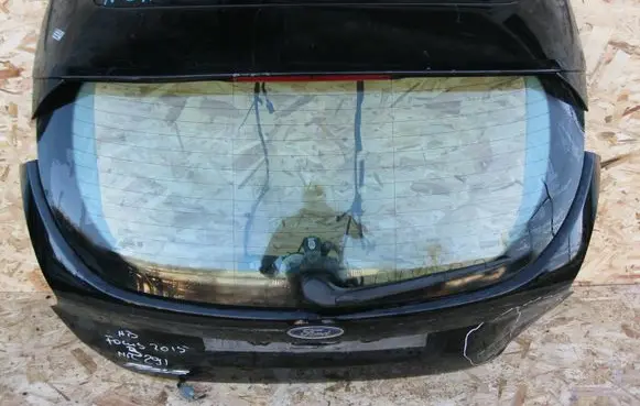 Ford Focus Tailgate/trunk/boot lid