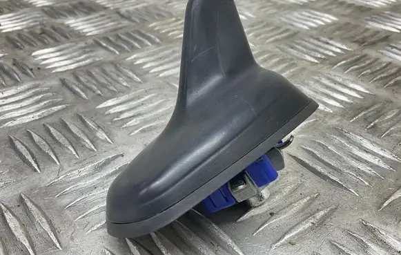Audi Q3 8U Aerial GPS antenna 4G0035503A