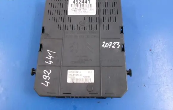 Peugeot 308 Fuse box set 966405908001