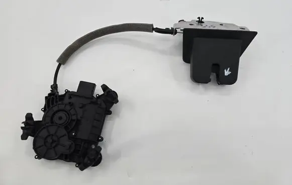 Audi A5 Tailgate/trunk/boot lock/catch/latch 11A827506A 1T3827887B 8B9827535