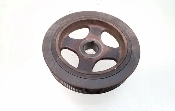 Toyota Yaris Crankshaft pulley 134700j010