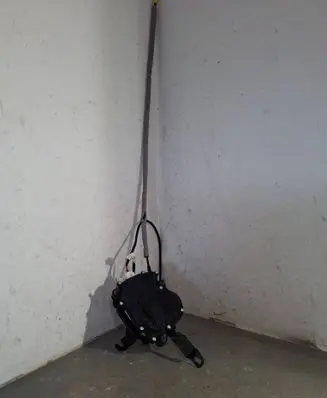 Loading door lock