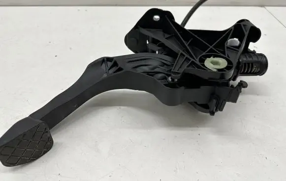 Clutch pedal