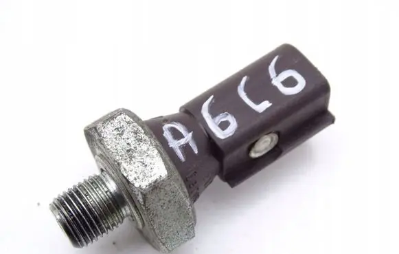 Audi A6 S6 C6 4F Oil pressure sensor 038 919 081H