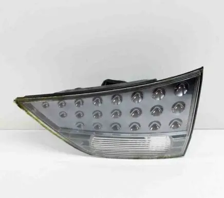 Mitsubishi Outlander Tailgate rear/tail lights