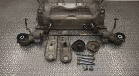 BMW 6 F12 F13 Rear subframe 6602852 311093534