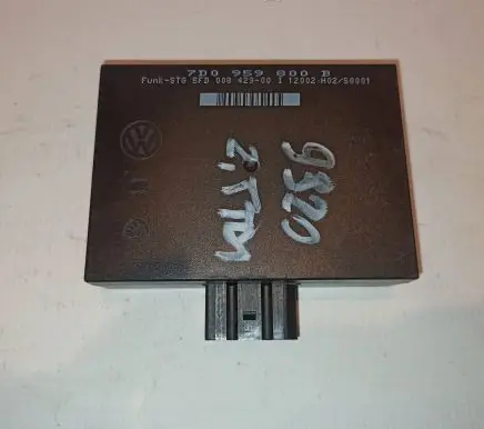 Volkswagen Transporter - Caravelle T4 Comfort/convenience module 7d0959800b