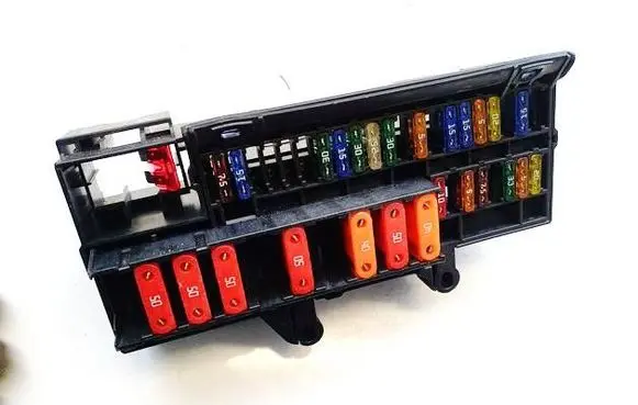 BMW 7 E65 E66 Fuse box set 69005820 18560
