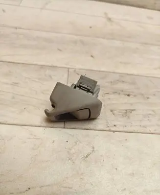 Volvo V50 Sun visor clip/hook/bracket