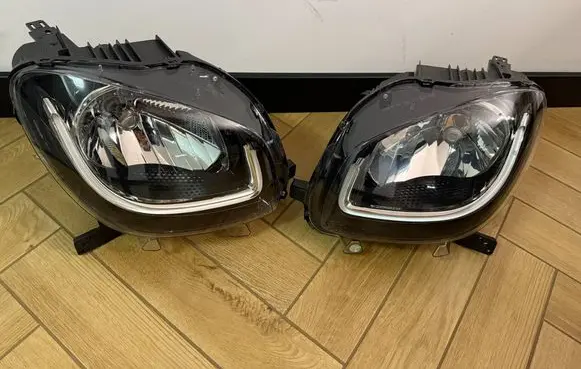 Smart ForTwo III C453 Headlight/headlamp a4539063501 A4539063601