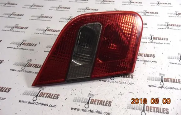 Mitsubishi Carisma Tailgate rear/tail lights 151209