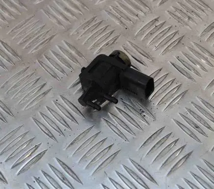 Volkswagen PASSAT B6 Turbo solenoid valve 1J0906283C