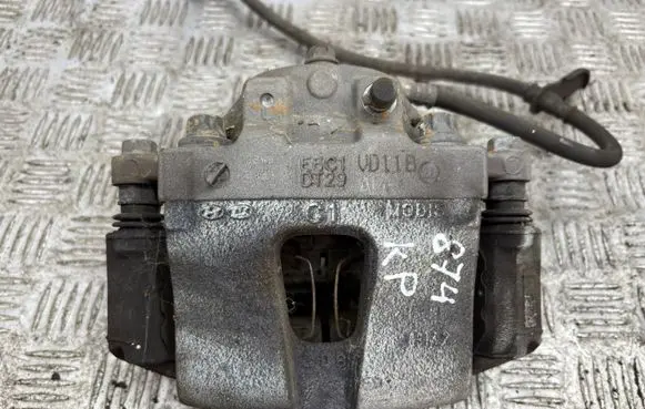 Hyundai Kona I Front brake caliper