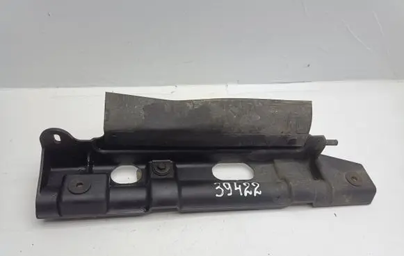 Dodge Caravan Intercooler air guide/duct channel 04809273AC