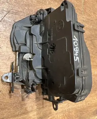 BMW 3 E90 E91 Rear door lock 7060296