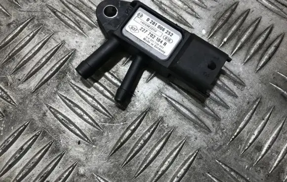 Nissan Qashqai Air pressure sensor 0281006252 227702184r