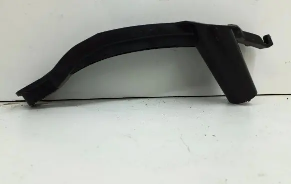 Volkswagen Golf V Front bumper mounting bracket 1K0807889B