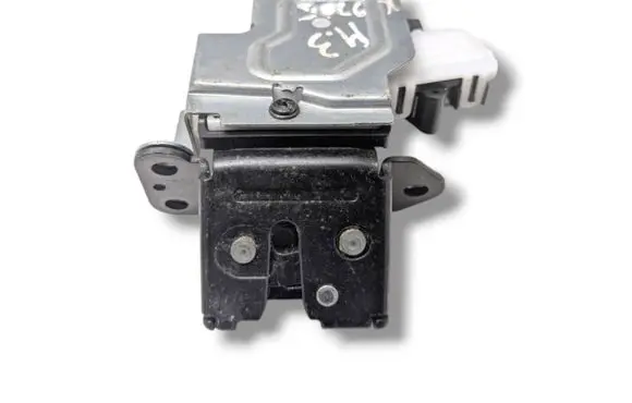 Mazda 3 II Tailgate/trunk/boot lock/catch/latch BBT962310B